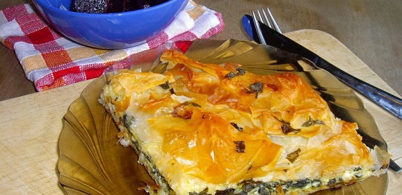 TARTĂ CU SPANAC ȘI BRÂNZĂ FETA